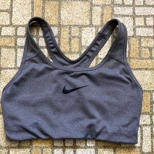 Fully Lined Nike sports bra S—like new